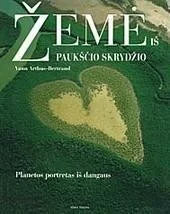Žemė iš paukščio skrydžio — fotografija